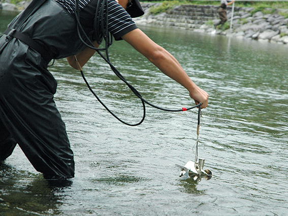 水理計測実験法および実験・実習｜生物圏環境学科