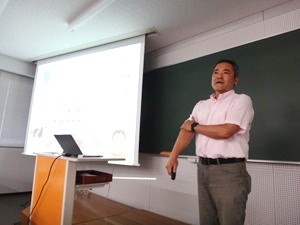帯広畜産大学　原虫病研究センター教授　横山直明先生