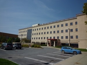 Cornell University College of Veterinary Medicineの建物の外観